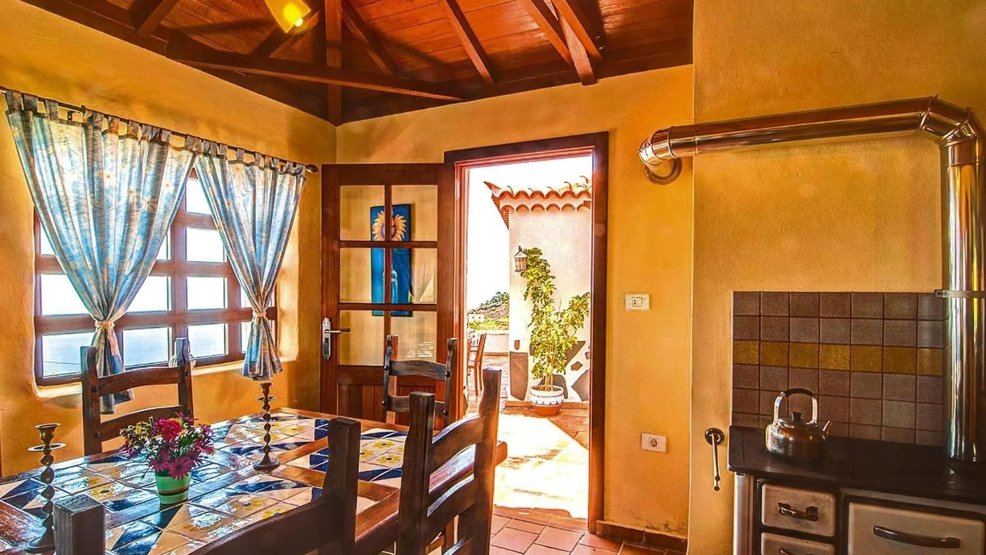 Apartment In El Tanque With Garden, Cleaning Included Las Cruces