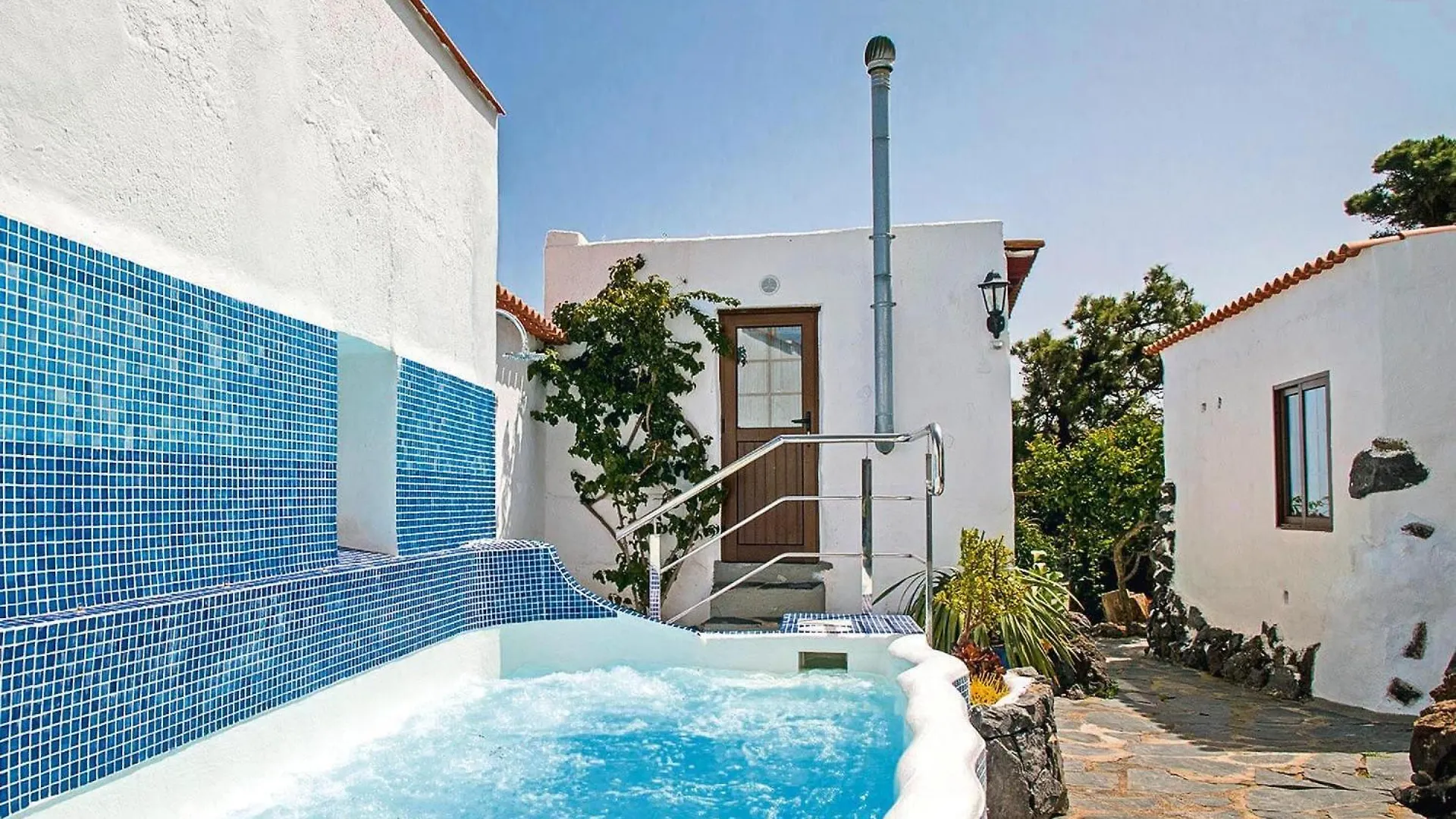 Apartment In El Tanque With Garden, Cleaning Included Las Cruces